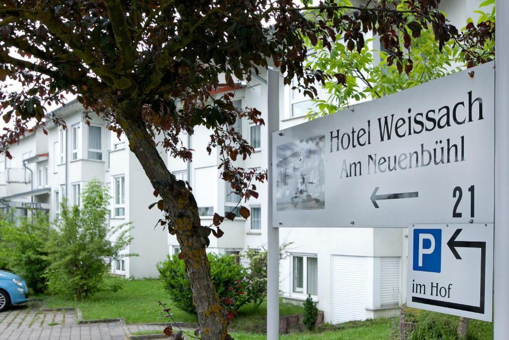 Hotel Weissach Am Neuenbuehl Exterior photo
